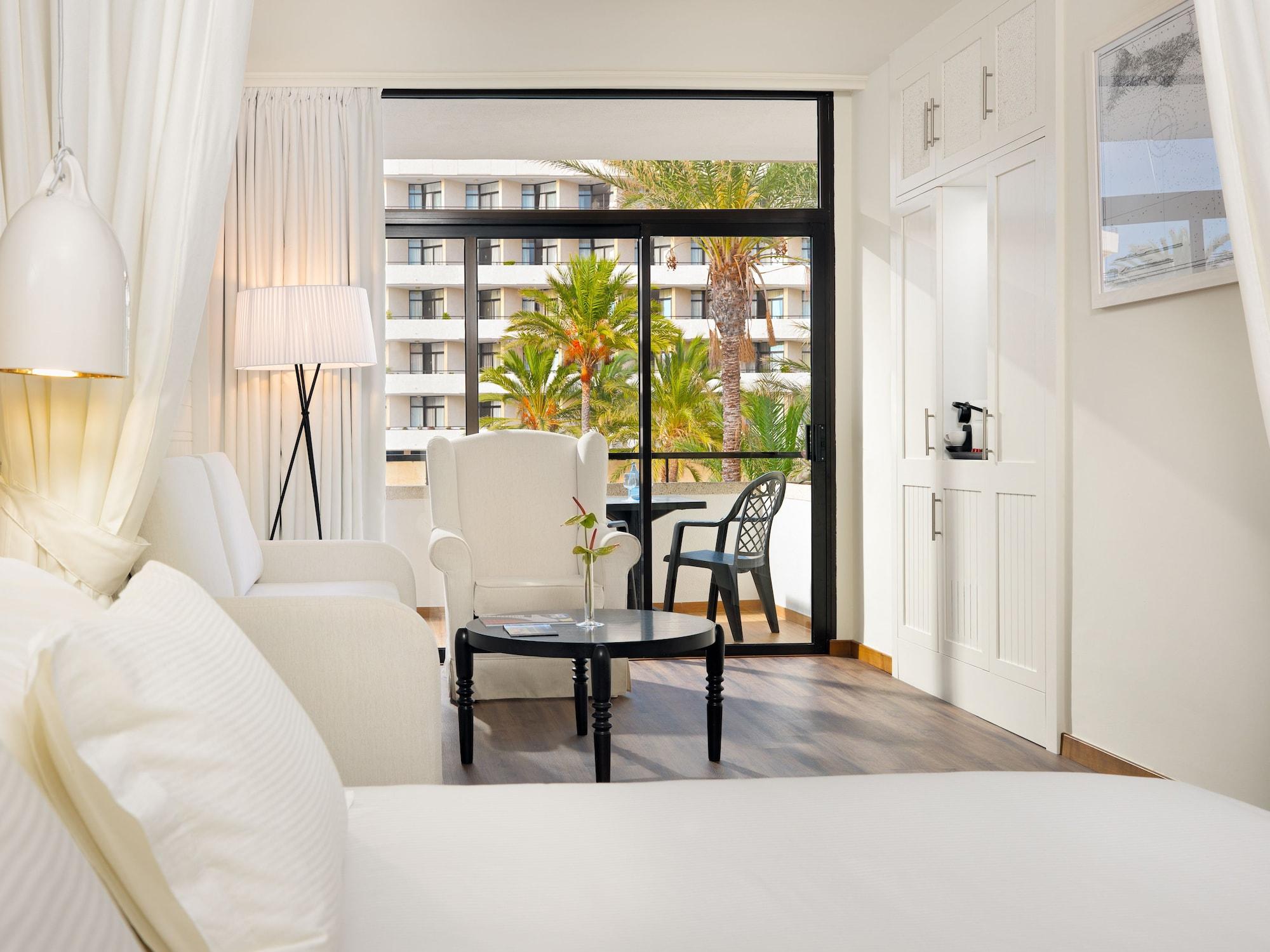 H10 Conquistador Hotel 4*